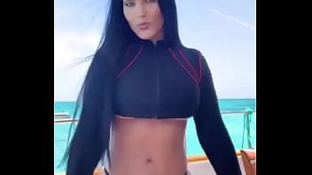 Morocha Brunette Alguien Sabe Quien Es XVIDEOS