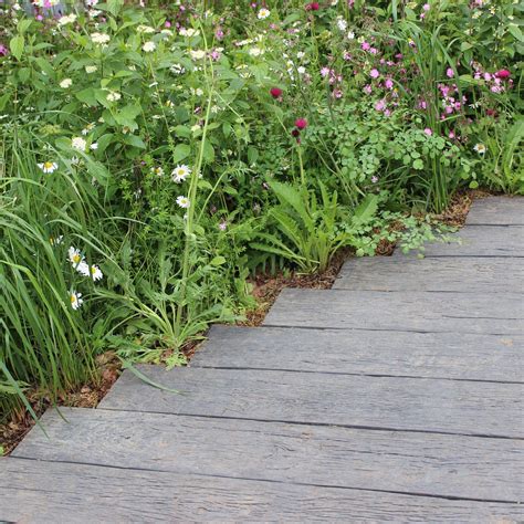 Front garden path ideas to up your kerb appeal | Ideal Home