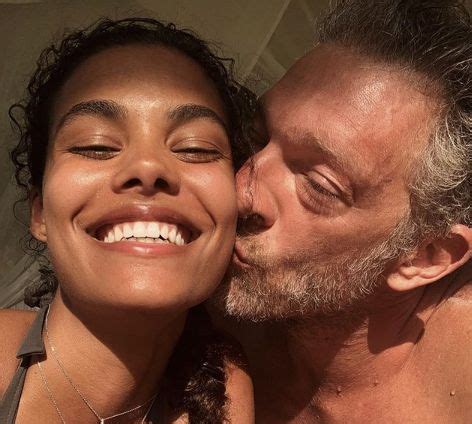 PHOTOS Le tendre message d amour de Tina Kunakey à son mari Vincent