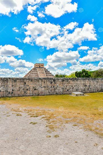 Mexico Kukulcan`s Pyramid At Chichen Itza Stock Photo Image Of