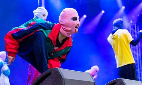 Pussy Riot 5 protestas más controversiales de la banda que seguro no conocías Blog Joinnus