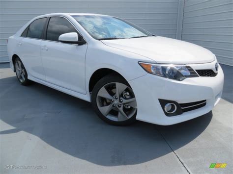 2014 Super White Toyota Camry Se 86848927 Car Color