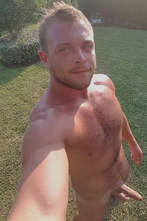 Dekan Naked In The Uk Tumblr Blog Gallery