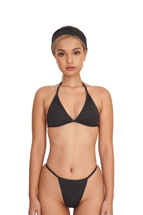 Hot Sexy Yuyu Bikini Pics