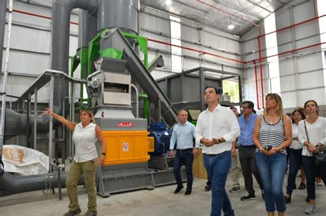 Entrega De Viviendas Inauguraciones Y Visita Al Puerto En La Agenda De