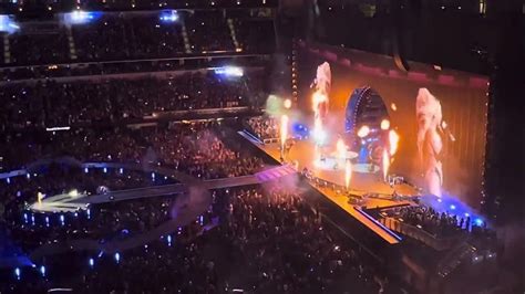 Beyoncé Heated Live Los Angeles Renaissance World Tour Youtube