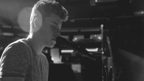 WATCH: Shawn Mendes Strips Down 'Mercy' For An Acoustic Version - It ...