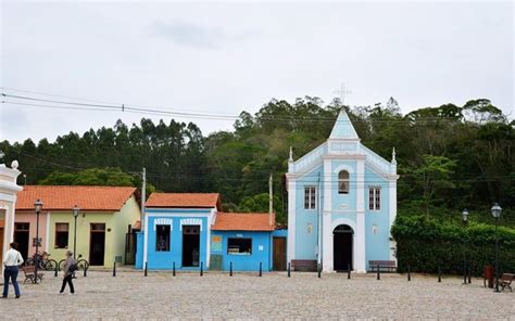 Conhe A A Hist Rica Vila Lu S Carlos Em Guararema Festicini