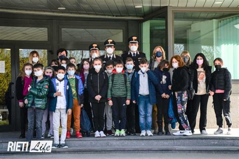 I Carabinieri Di Rieti Incontrano Gli Studenti Di Poggio Bustone Festa