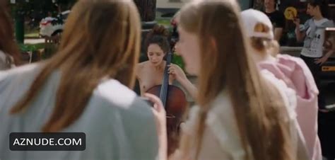 Struny Nude Scenes Aznude