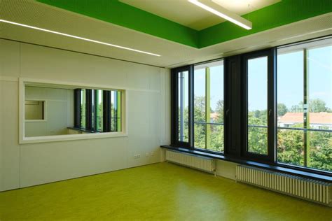 Neubau Grund und Mittelschule mit Sporthalle an der Bernaysstraße Krug