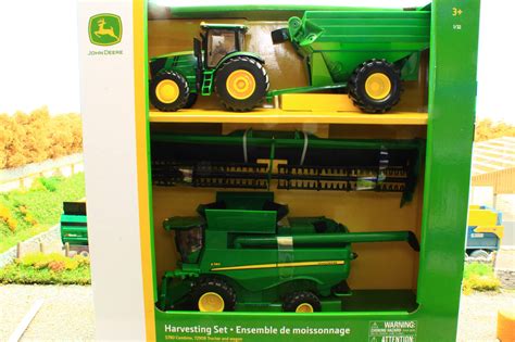 Ert47358 Ertl 132 Scale John Deere Harvesting Set Inc S780 Combine Wi Brushwood Toys