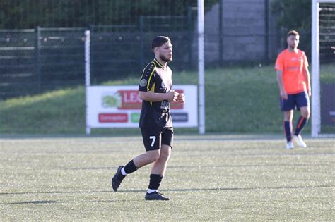 Football L ASPTT Caen Fait Un Grand Pas Vers Le Maintien En R2 Et