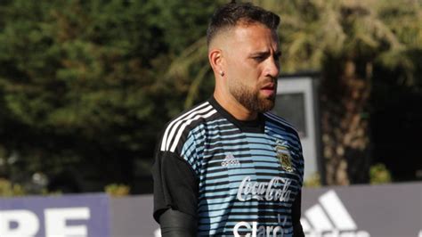 Otamendi Se Lesionó Con El Manchester City Y Será Baja Para Los Amistosos De La Selección Infobae