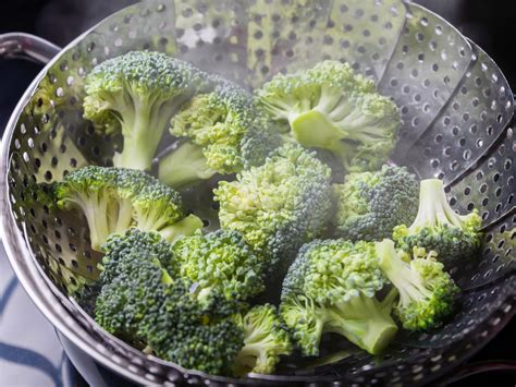 How To Steam Broccoli 4 Ways Cooking School Food Network