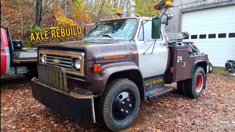 Shorty The 1976 Chevy C50 Holmes Wrecker Gets A New Front End Youtube