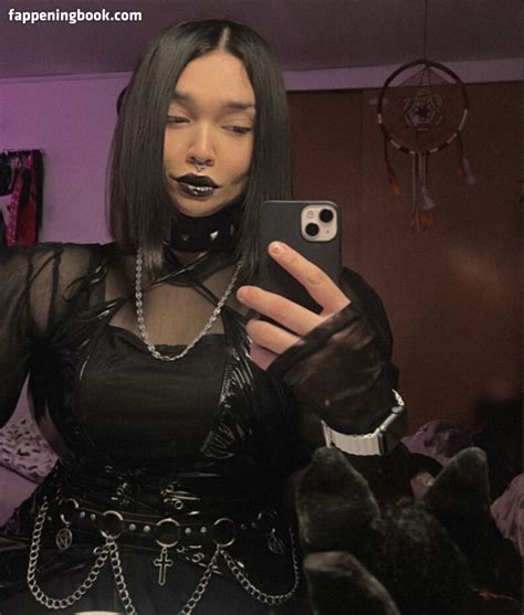 Nicole Brutality Nicole Ptrainer Nude OnlyFans Leaks Fappening FappeningBook