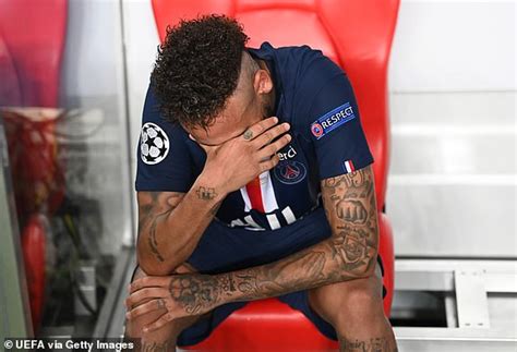 INCONSOLABLE See How Neymar Shed Tears After Losing UCL Finals VIDEO