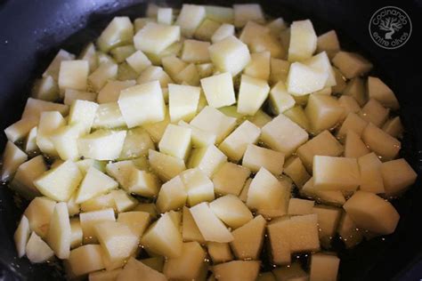 Guisantes con pollo y patatas receta fácil para toda la familia