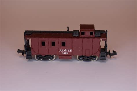 N Scale Mehano 2271 Caboose Cupola Steel Santa Fe 195