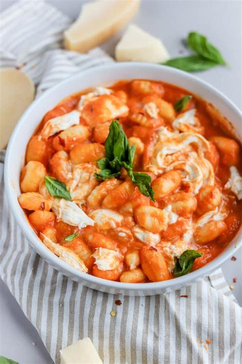 Gnocchi Alla Vodka With Creamy Burrata On Top Bits And Bites