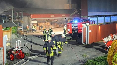 Technischer Defekt wohl Ursache für Sägewerk Brand in Hüingsen