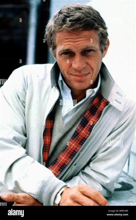 Steve Mcqueen Actor 1974 Stock Photo Alamy