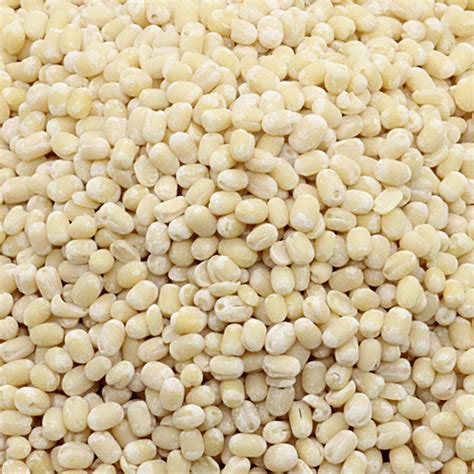 Buy Bb Royal Organic Urad Whole Gota Unpolished Online At Best Price