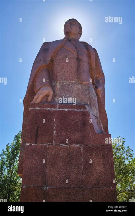 A Red Granite Stone Marble Sculpture Statue Of Soviet Russian