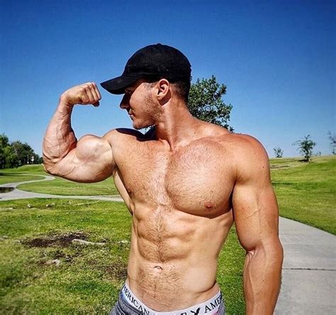 Gay Coach In Muscle Hunks Bodybuilders Men Muscle Men