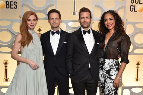 'Suits' Cast Reunion At The Golden Globe Awards Goes Viral