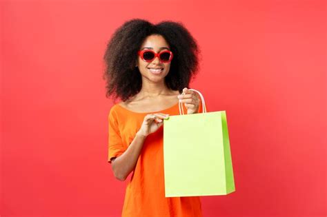 Premium Photo Beautiful Smiling African American Woman Wearing