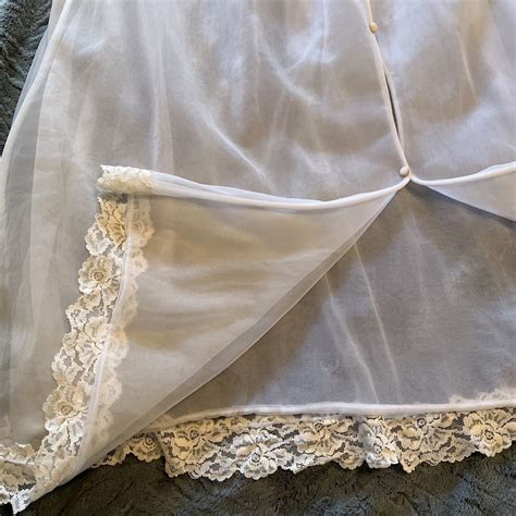 Vintage Miss Siren Peignoir Baby Doll Cream Sheer Gow Gem