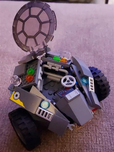 (MOC) Rover. Trying to experiment with non-traditional angles. : r/lego