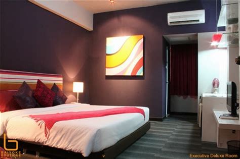 Book Baiyoke Suite Hotel in Bangkok Thailand at Hostels247.com