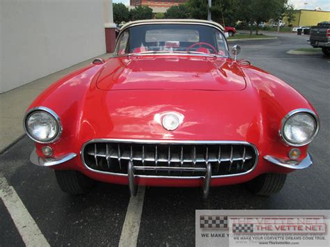 TheVetteNet.com - 1956 Corvette Convertible Red/White