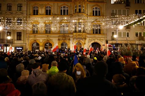 Protesty Przeciwko Lex Tvn W Ca Ej Polsce