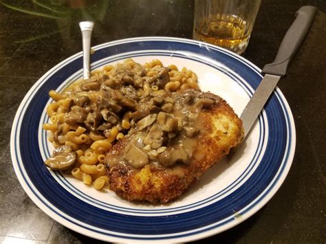 Homemade Schnitzel With Mushroom Gravy R Tonightsdinner