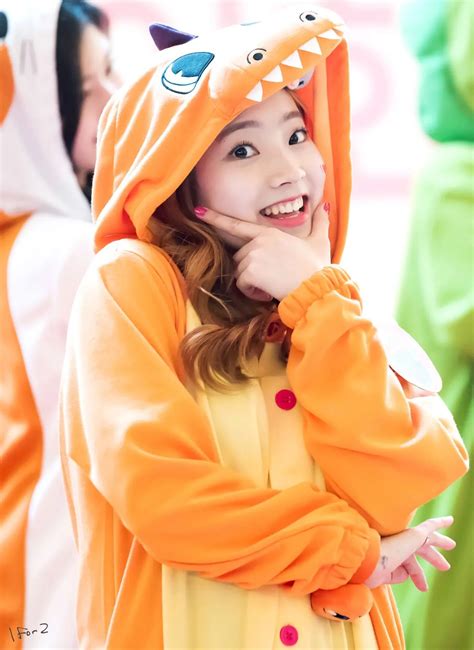 161204 Twice Dahyun Charmander Onesie Kpopping