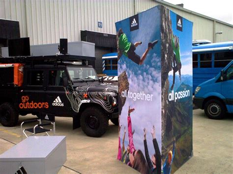 Ex-Up Banner - Your Brand's "Little Black Dress" - Expand a Sign