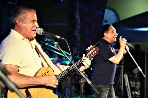 Trio Pescuma Atra O Na Primeira Noite Do Projeto Rasqueado De Rua