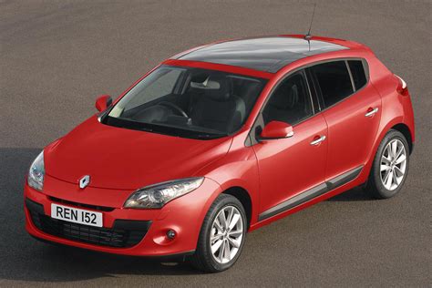 Renault Megane Expression Review Carbuyer