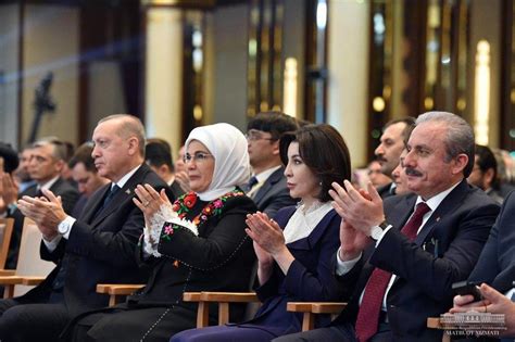 Шавкат Мирзиёев: Каждое государство, каждая нация сильны прежде всего ...