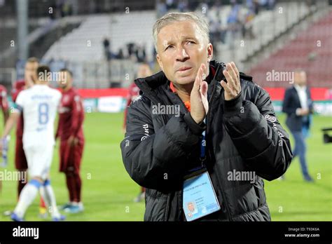 Dan Petrescu Cluj Hi Res Stock Photography And Images Alamy