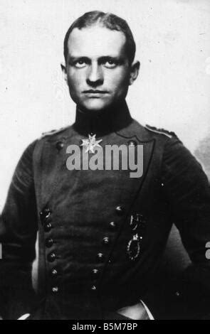 Manfred Von Richthofen Wwi German Flying Ace Fotograf A De Stock Alamy