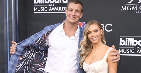 Rob Gronkowski's Girlfriend & Former Patriots Cheerleader Camille ...