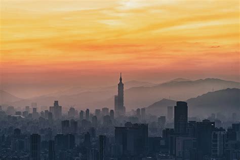 Sunrise in Taipei :: Behance