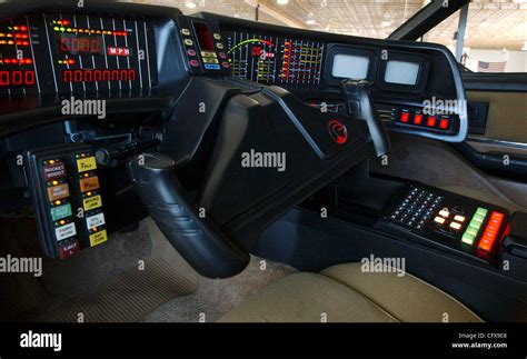 William daniels knight rider hi-res stock photography and images - Alamy