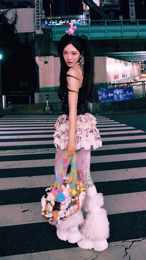 Ningning Aespa Hot Mess K K Wallpaper IPhone Phone