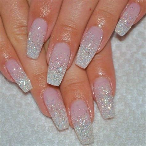 21 Einfache Und Süße Glitzer Nageldesigns Nageldesign And Nailart Ombre Gel Nails Nail